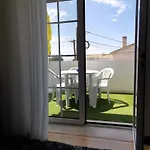 Rickyguesthouse Gasthuis 4*